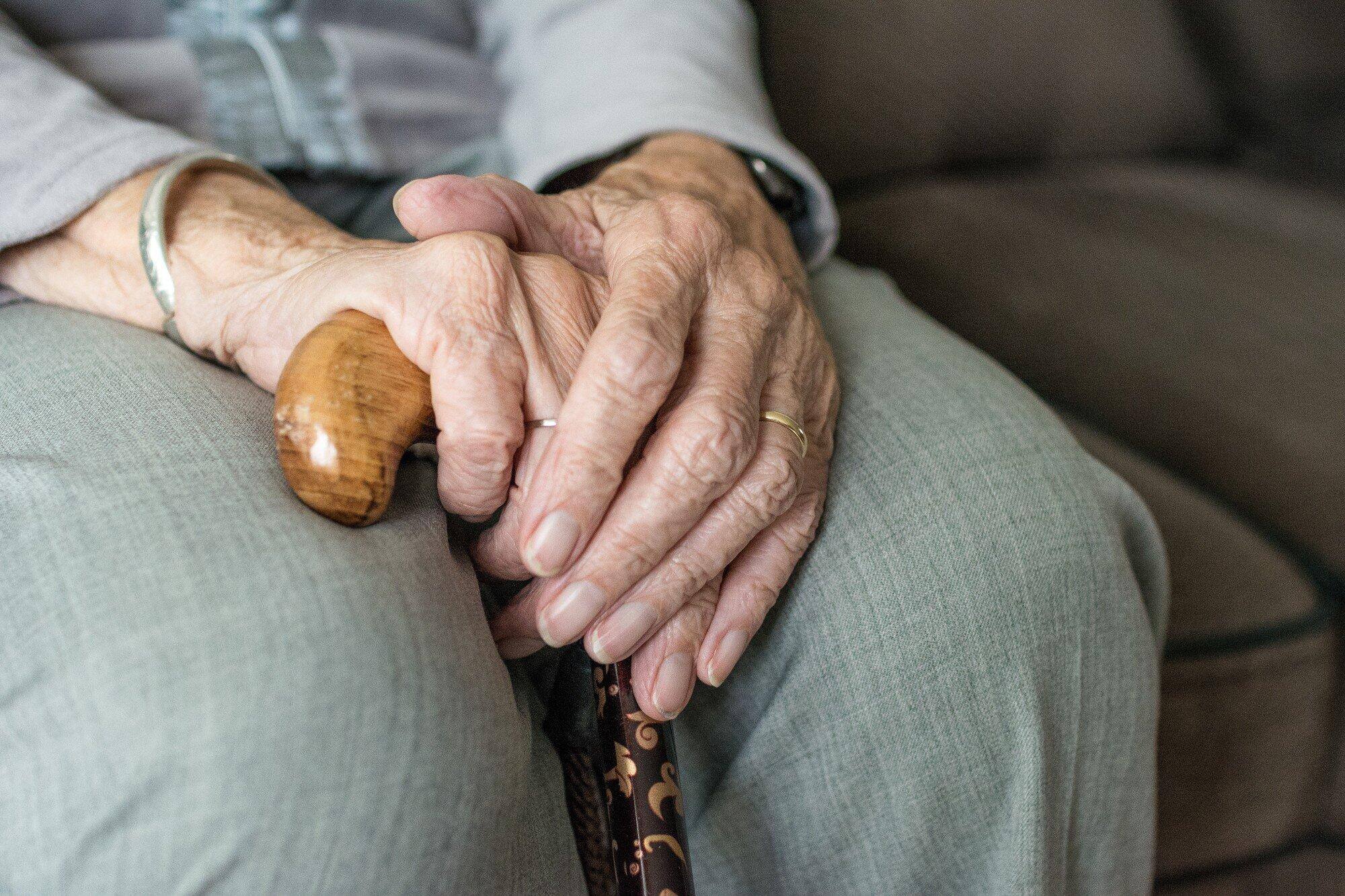 Overcoming Loneliness: Tips for Seniors
